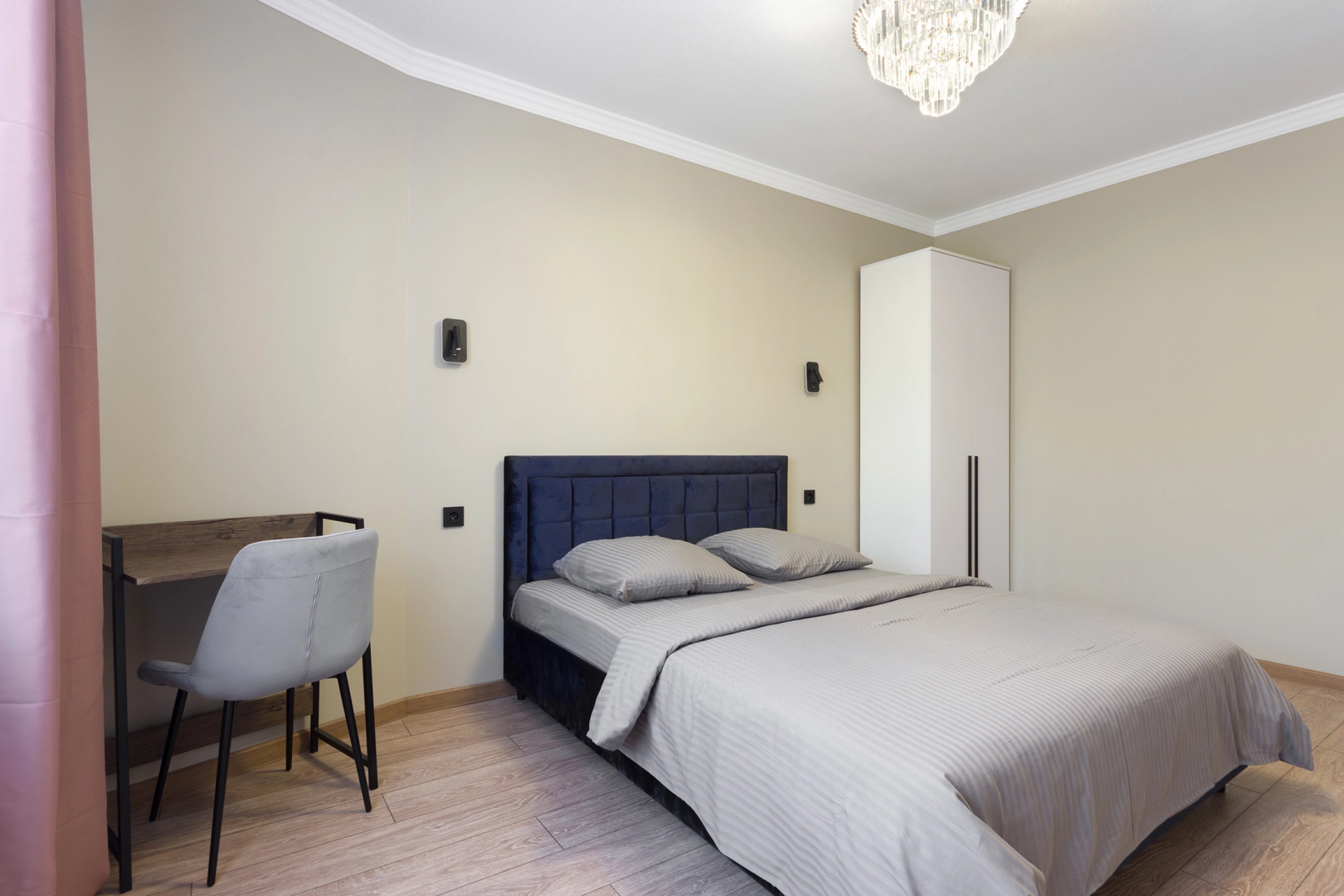 Частный Дом ШикаЛад Кмв с Зоной Отдыха на Улице