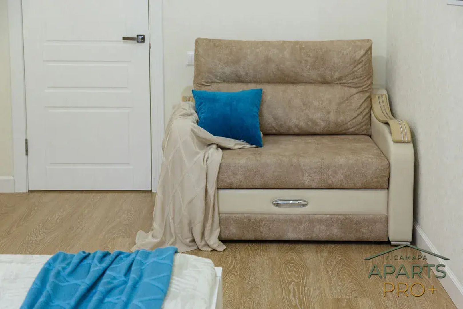 Квартира Aparts Pro Просторная 1-ком в Новом ЖК Сокол на 2 Этаже