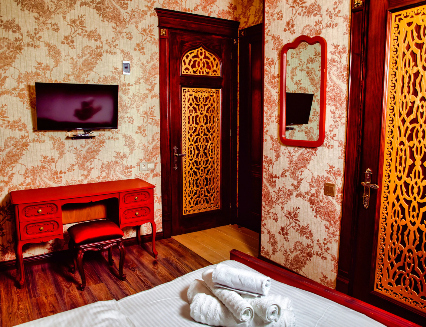 Отель Royal Historical Palace