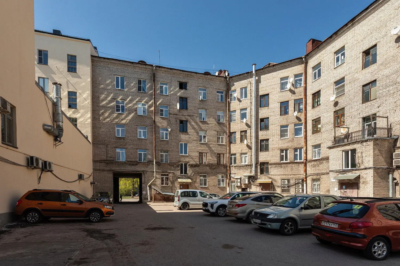 Апартаменты FullHouseApart дизайнерская четырехместная студия на вокзальной площади