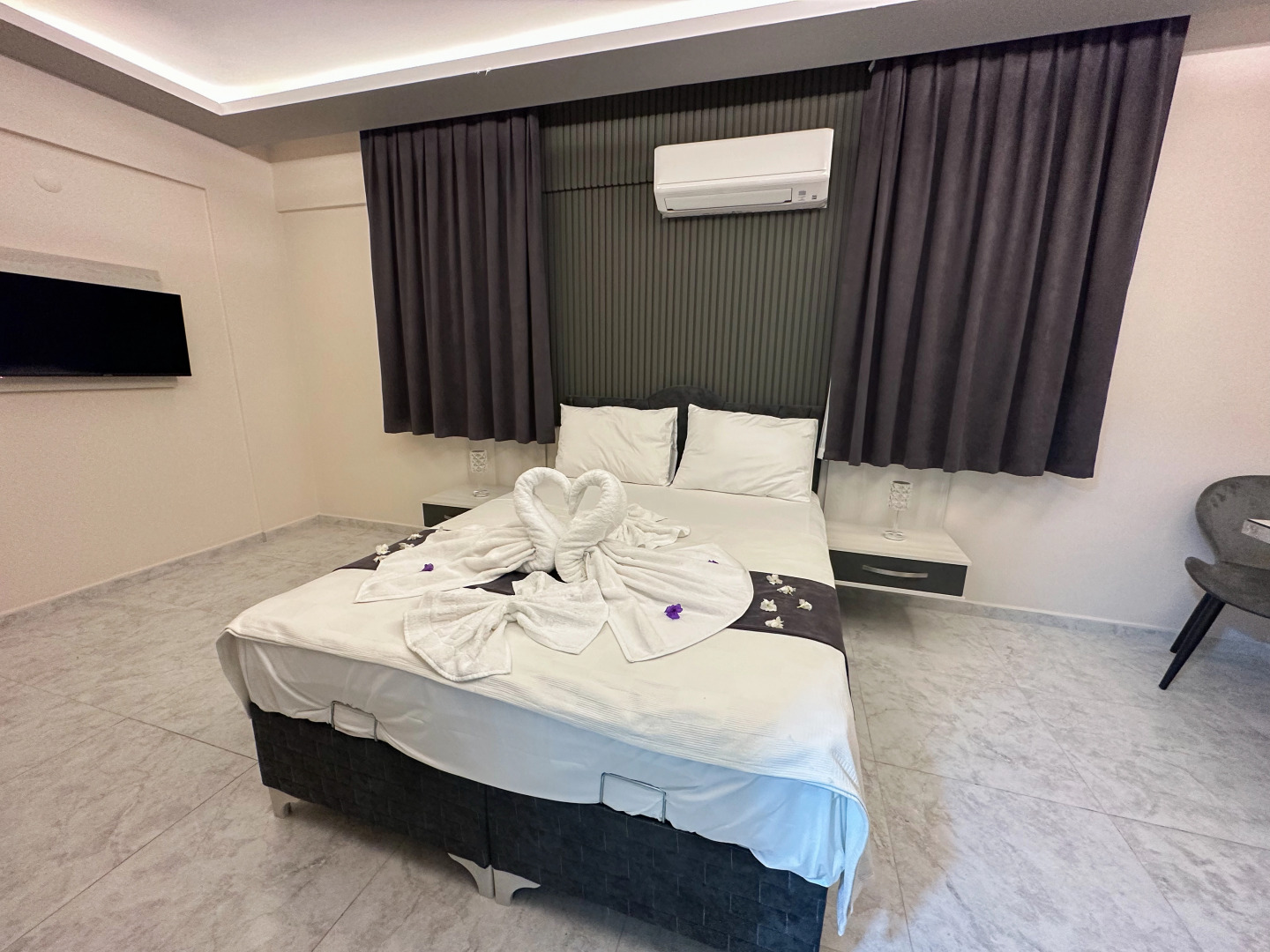 Отель Bed&Breakfast Marina Lora