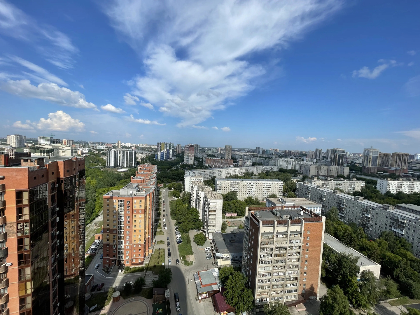 Апартаменты 1 Комнатные Возле Роял Парка