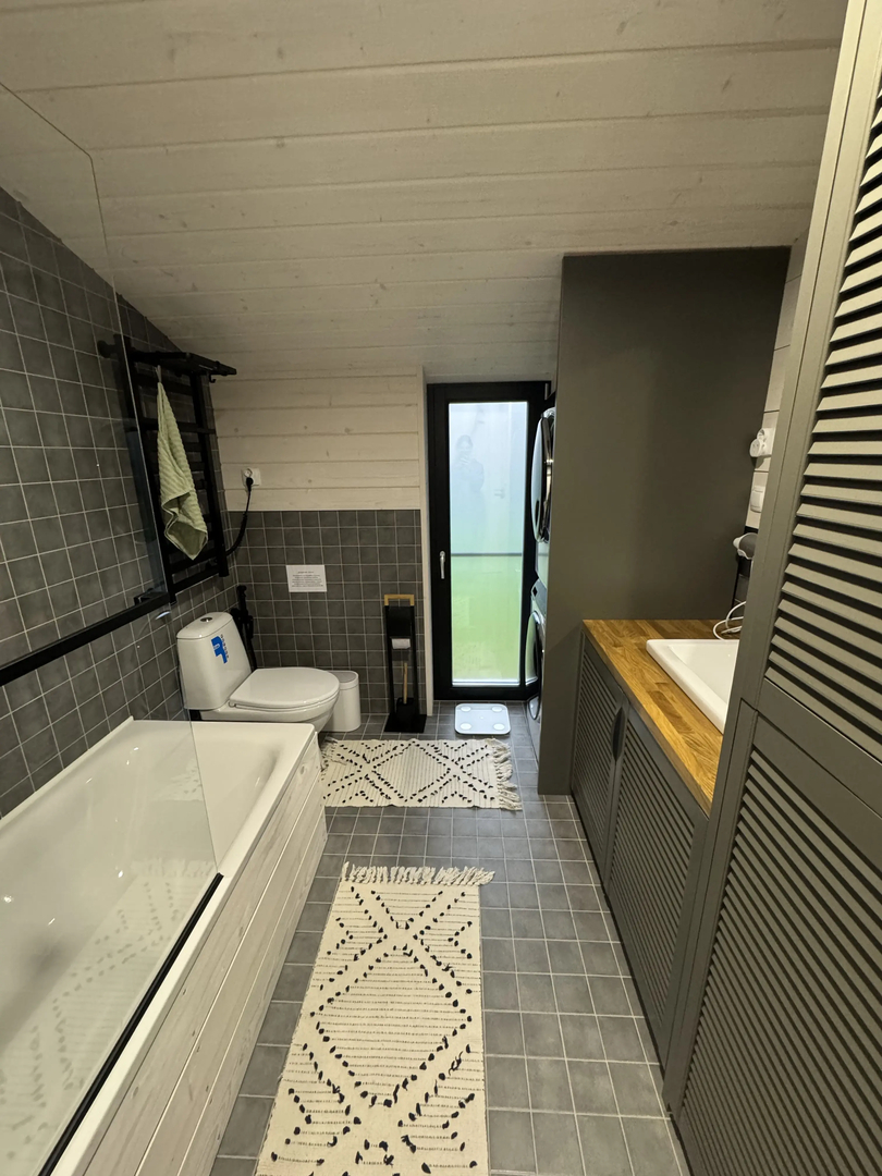 Частный дом С летним бассейном 3 спальни