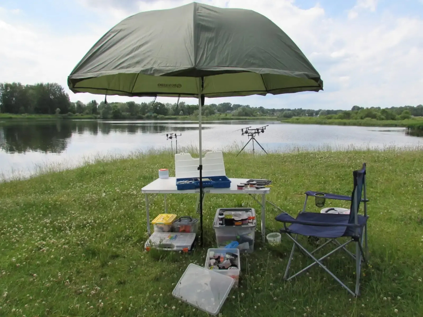 Частный дом на озере