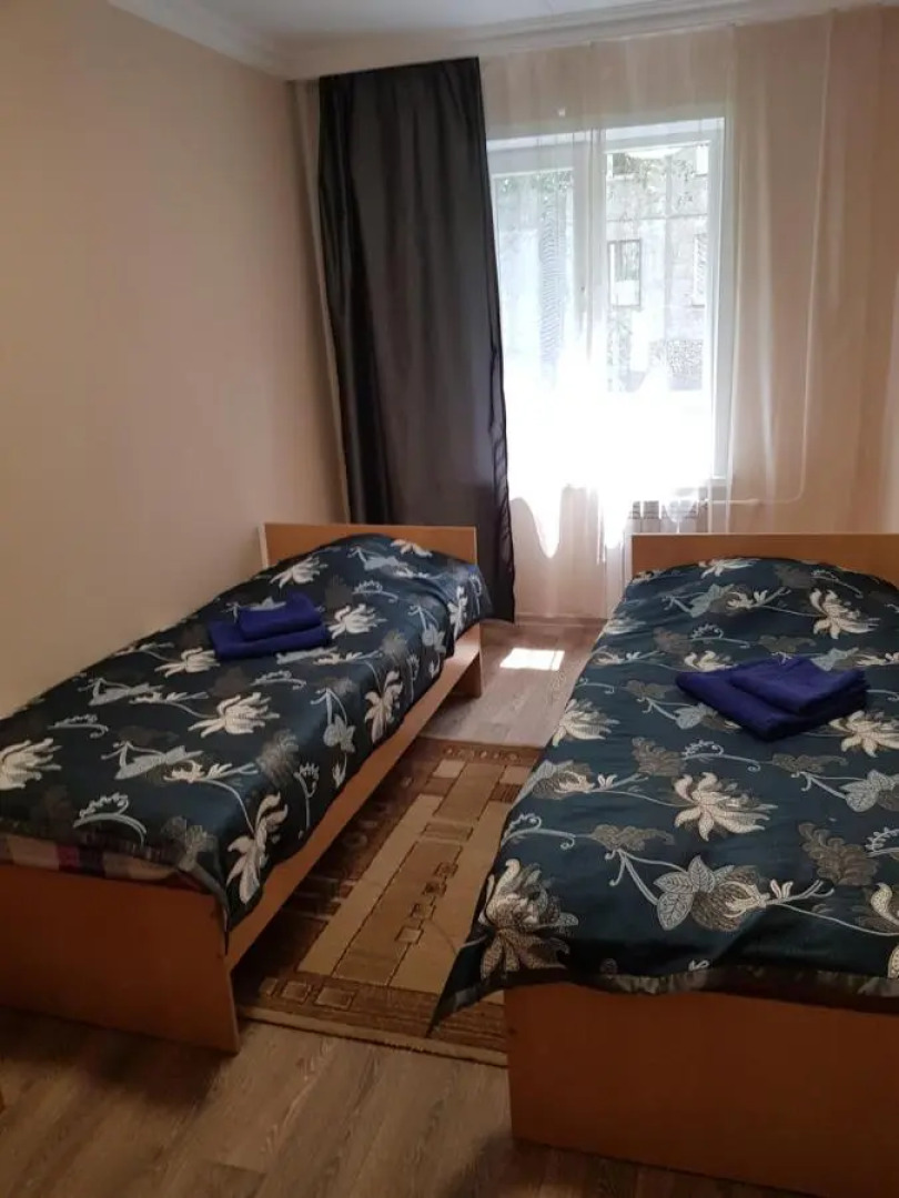 Отель Тахар