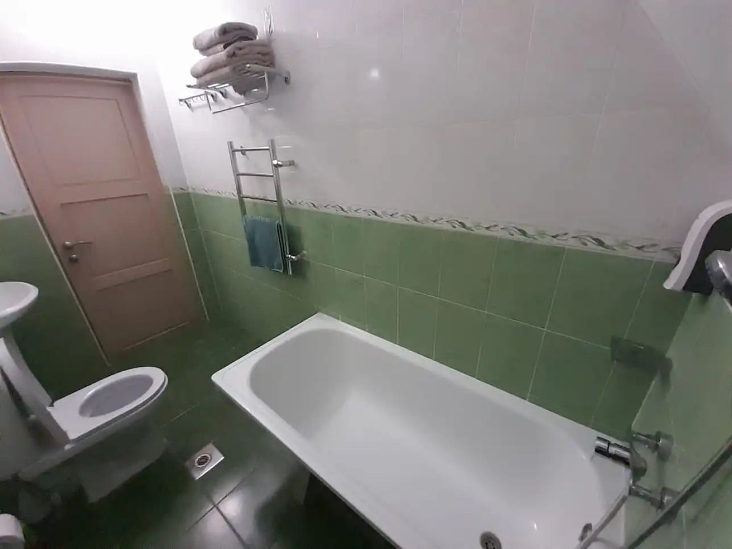 Отель Вираж