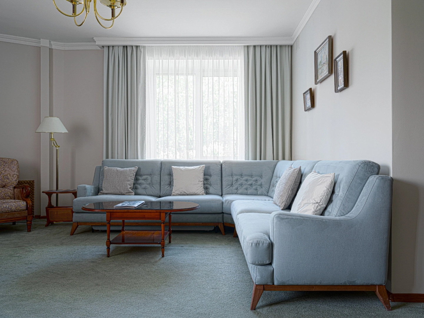 Гостиница Октябрьская