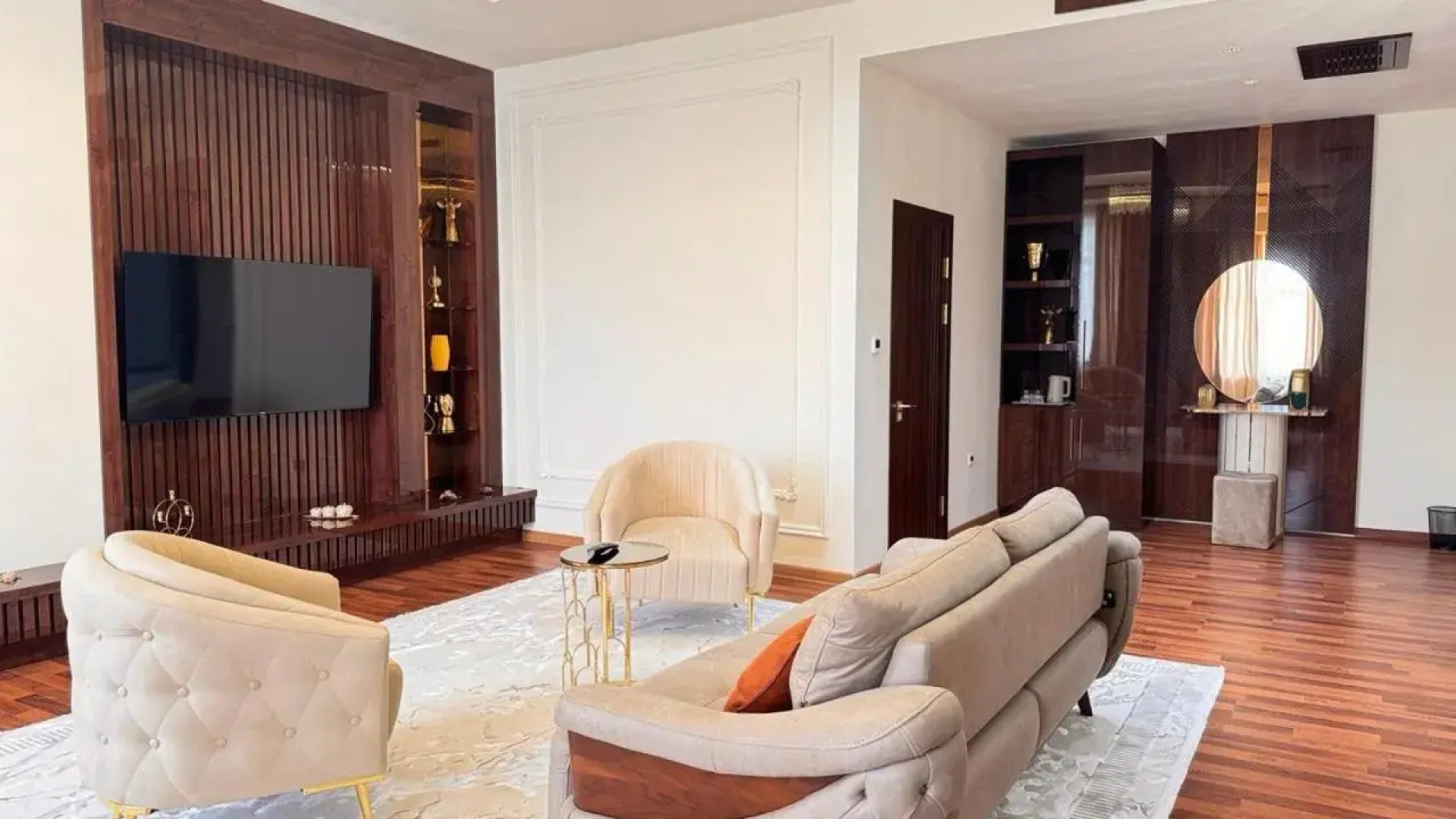 Отель Kangurt Grand