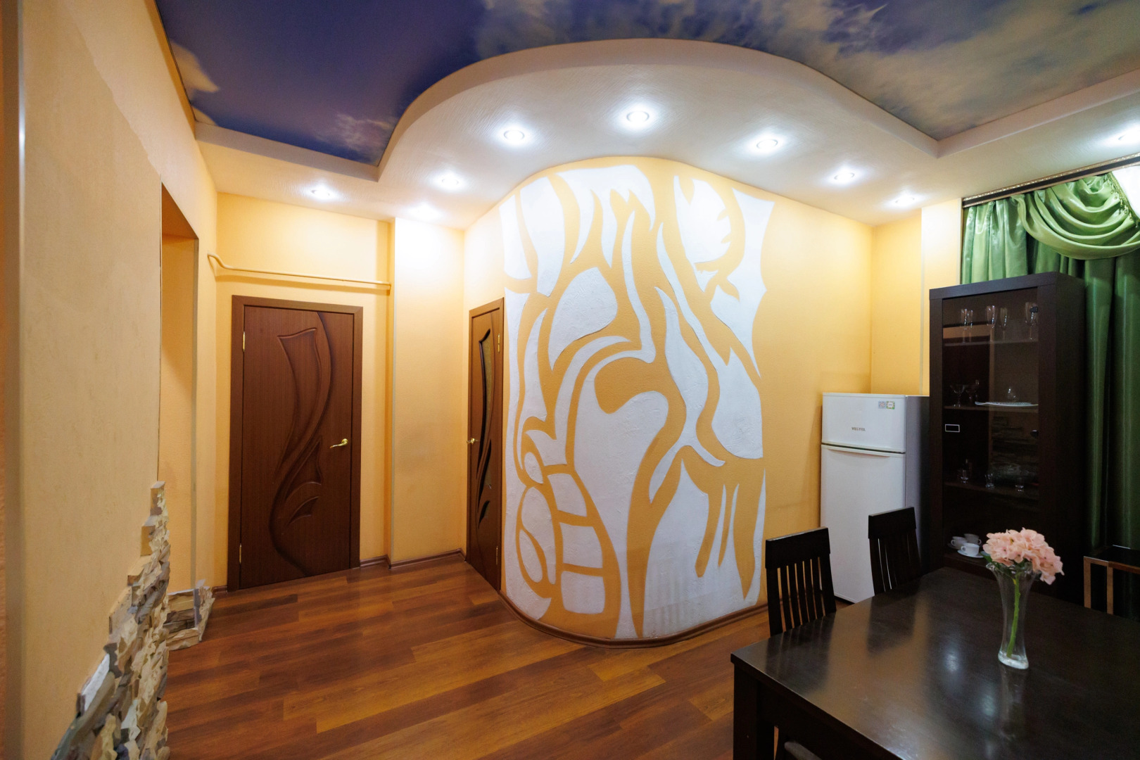 Апартаменты Lenina 80 Sky