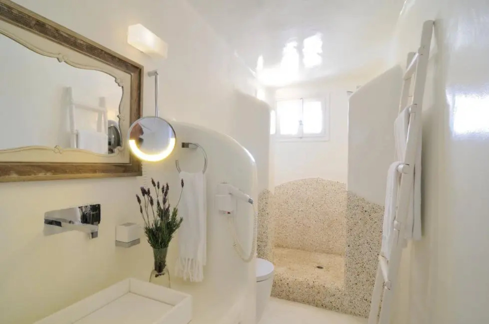 Вилла Sea and Sun and Suites