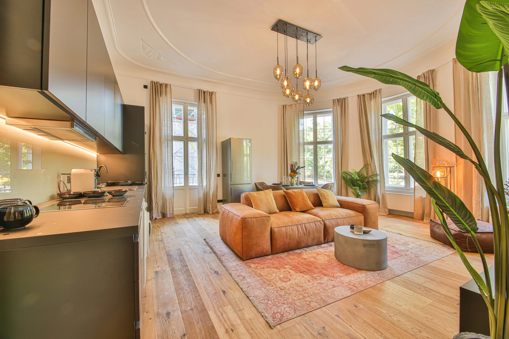 Apartments Aeronaut Suits powered by Pearl1