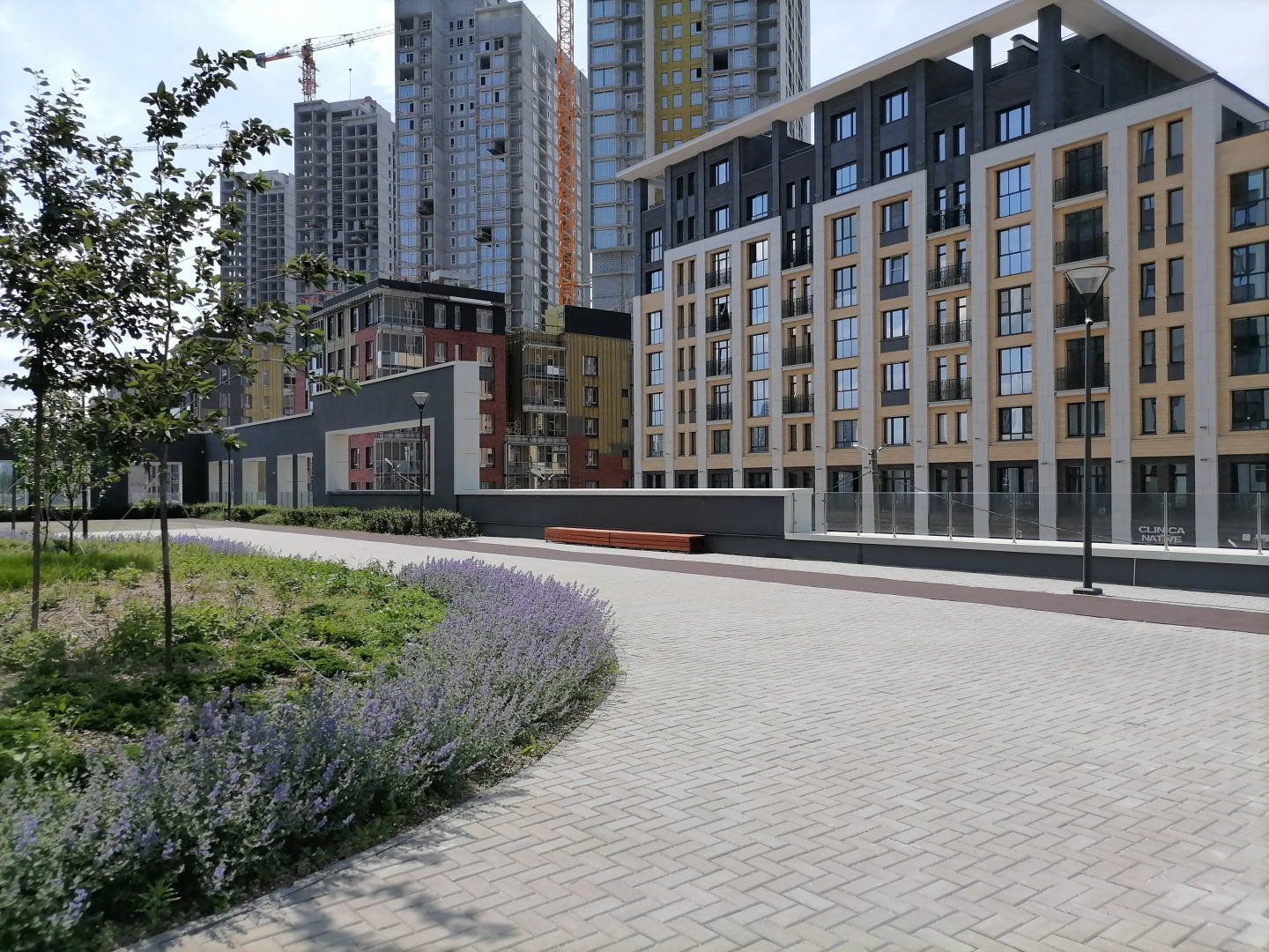 Квартира на Азина 25