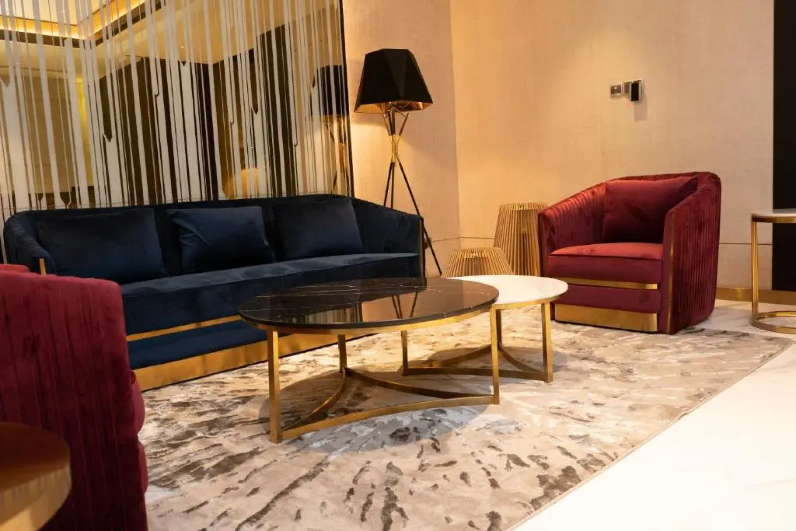 Отель Zest Metropole