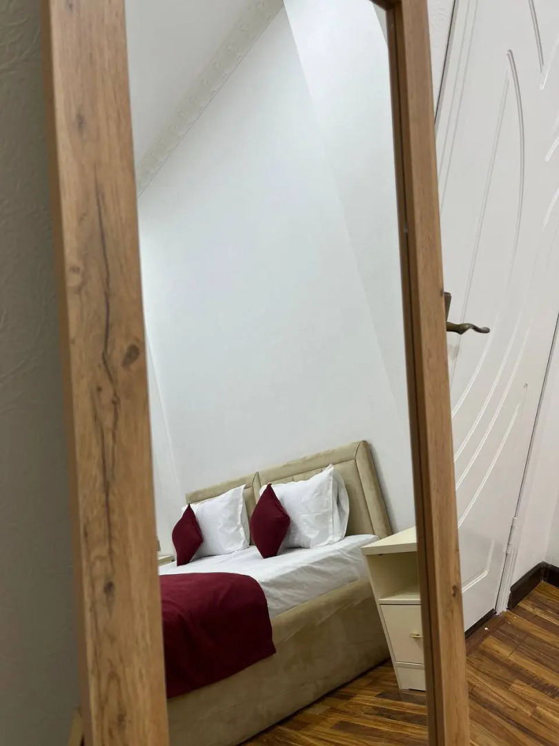 Отель HOME ALONE