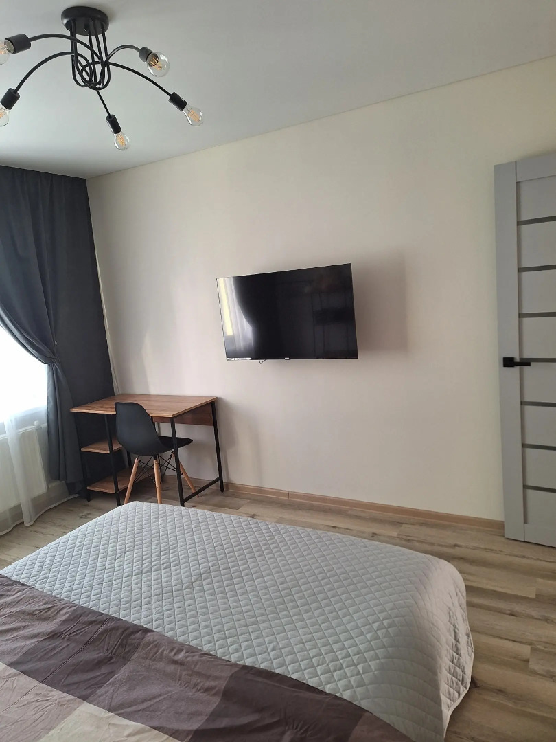 Квартира Евротрешка в зеленом городе