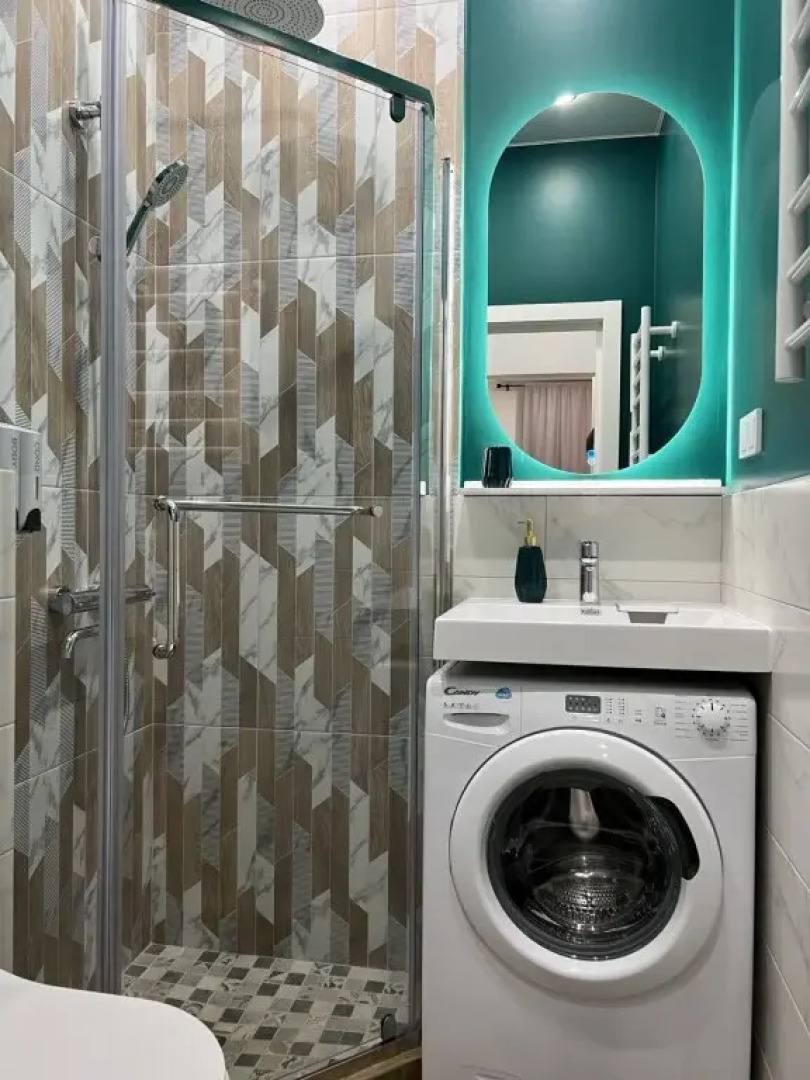 Апартаменты дизайнерские яркие рядом с Внуково