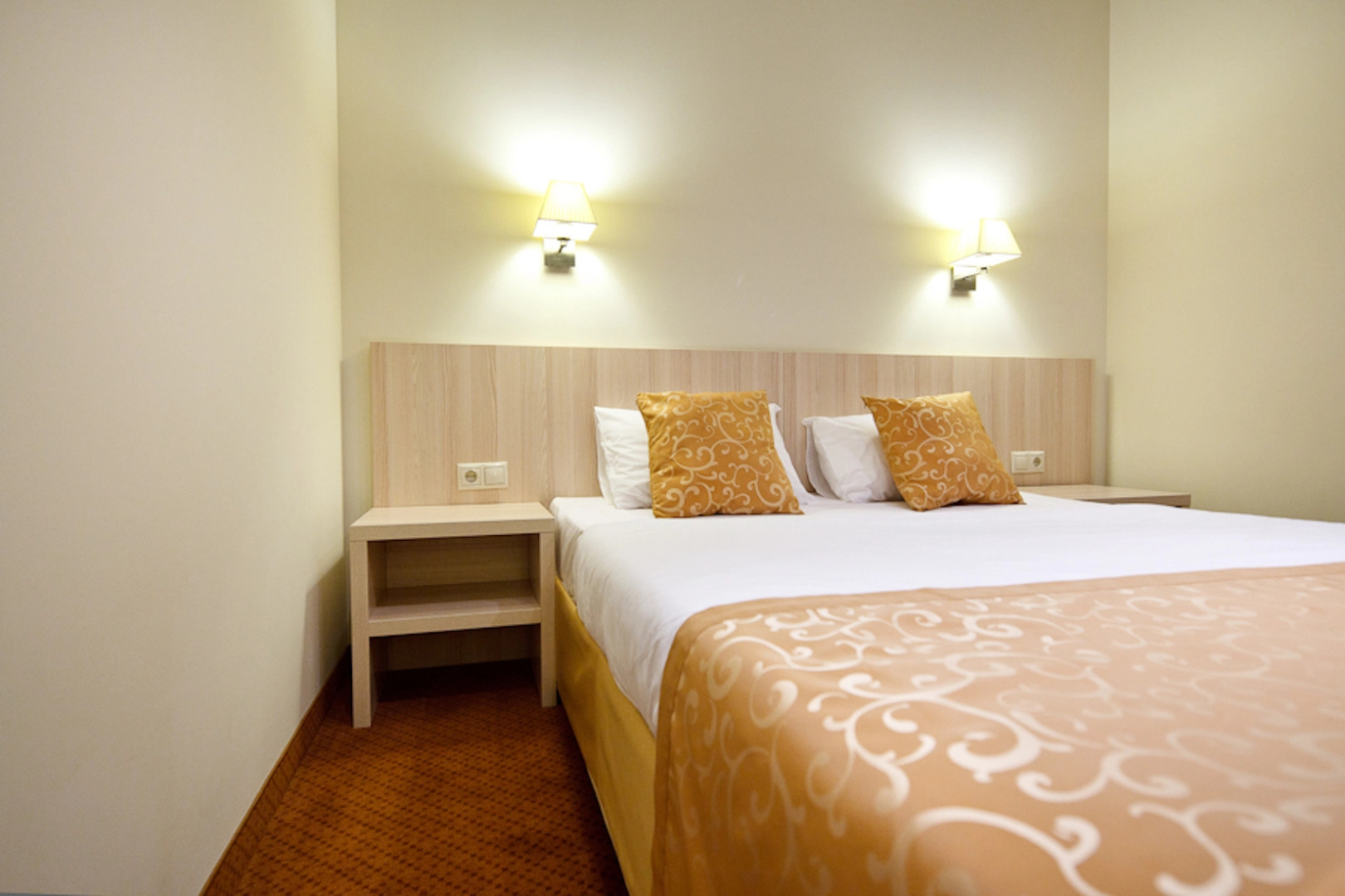 Отель Skypoint Gamma Delta Alfa