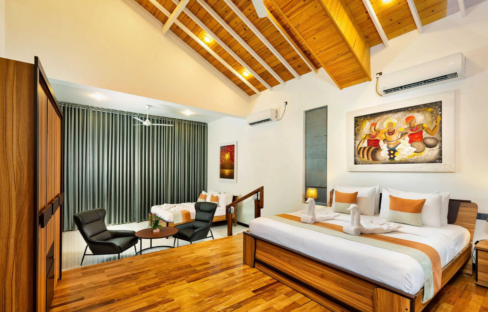 Отель The Palace by Ocean