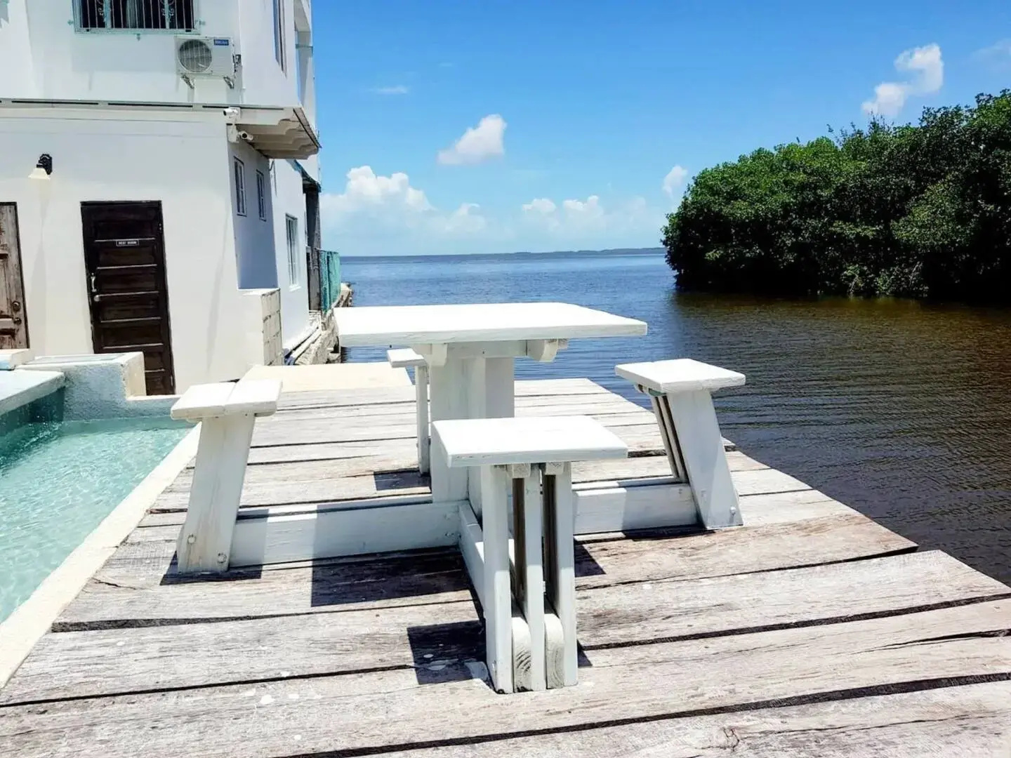 Апартаменты See Belize Sunroom