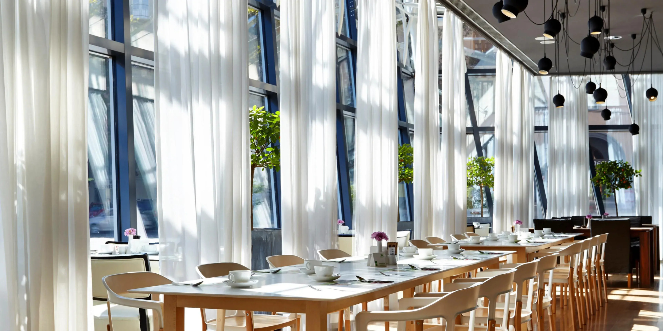 Отель Holiday Inn Тбилиси