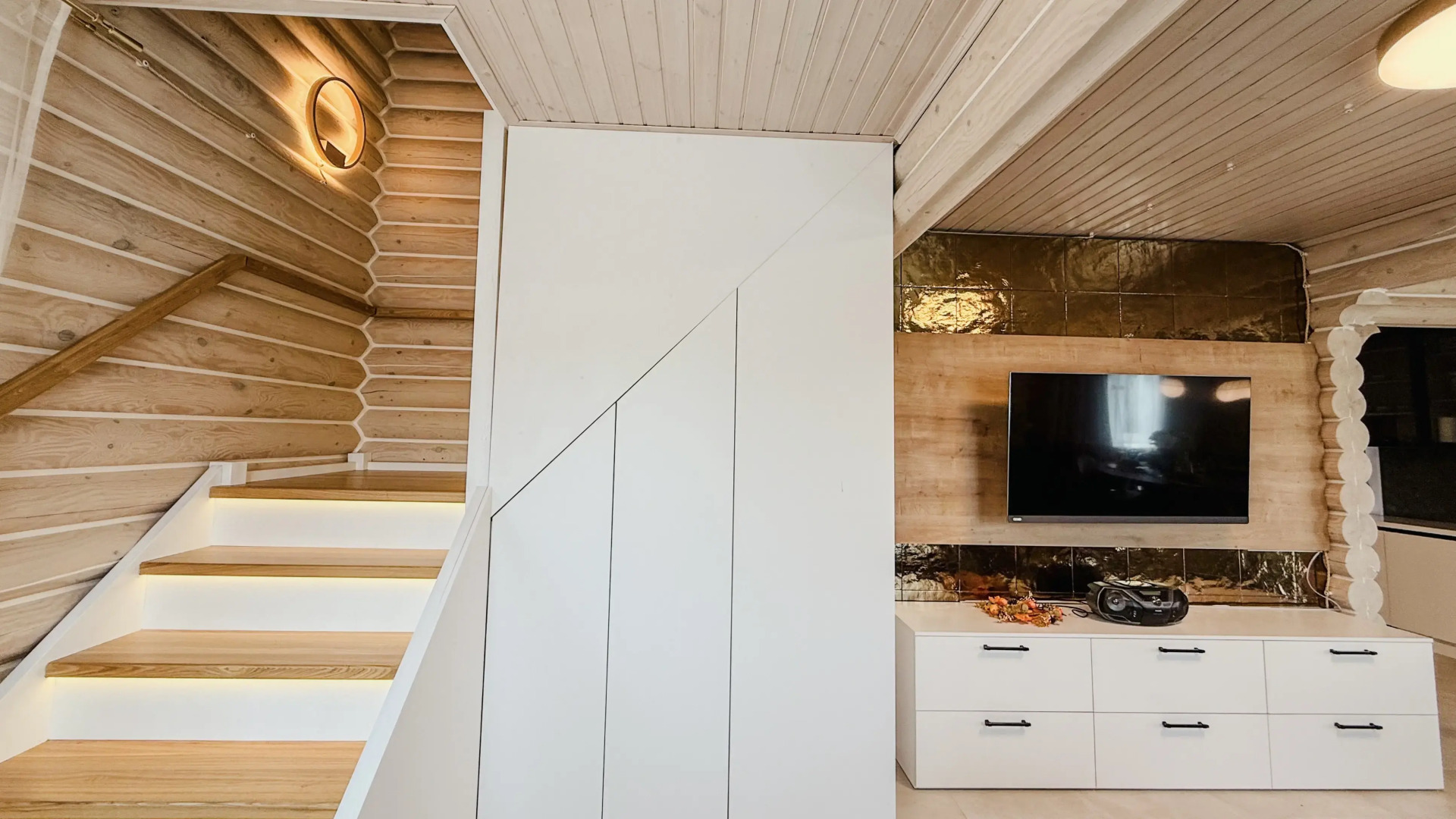 Частный дом шикарный в КП Золотые Сосны