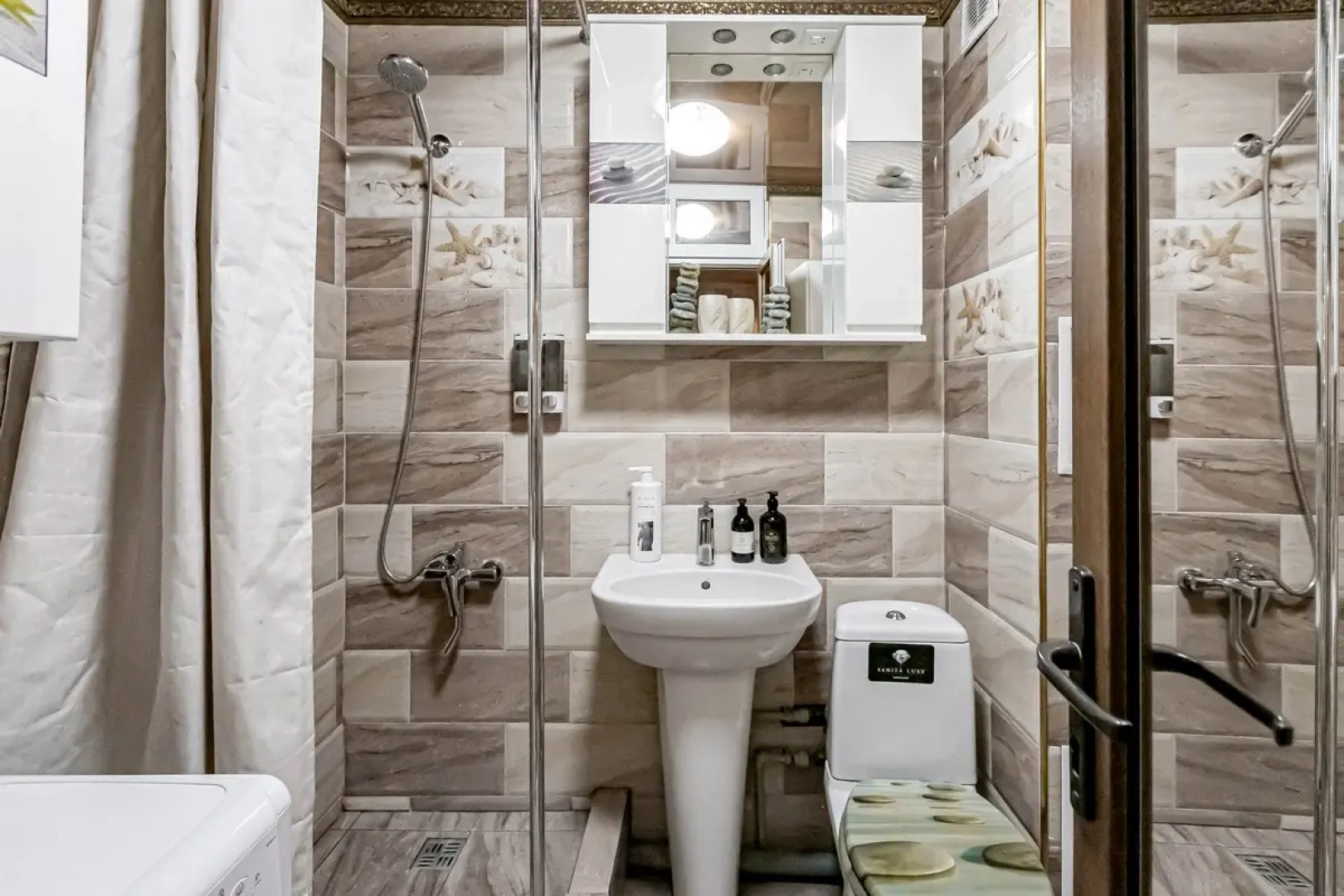 Апартаменты на Зеркальном