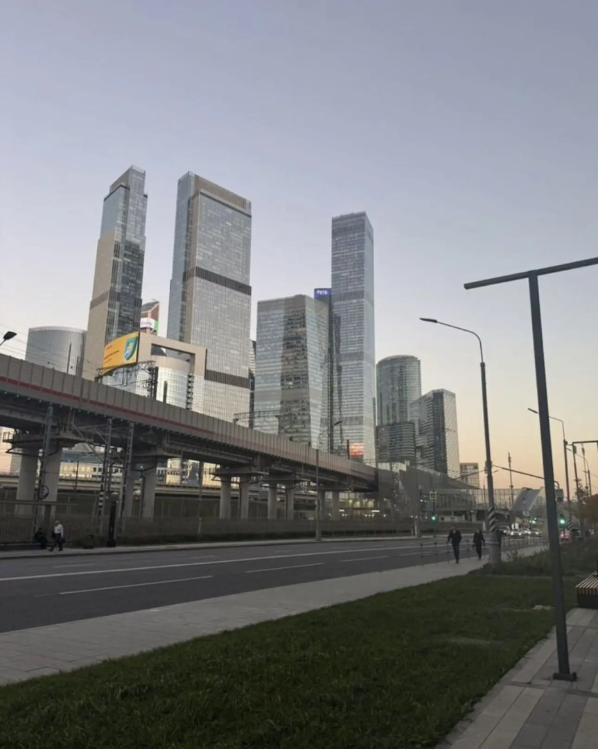 Квартира Современная студия среди высоток