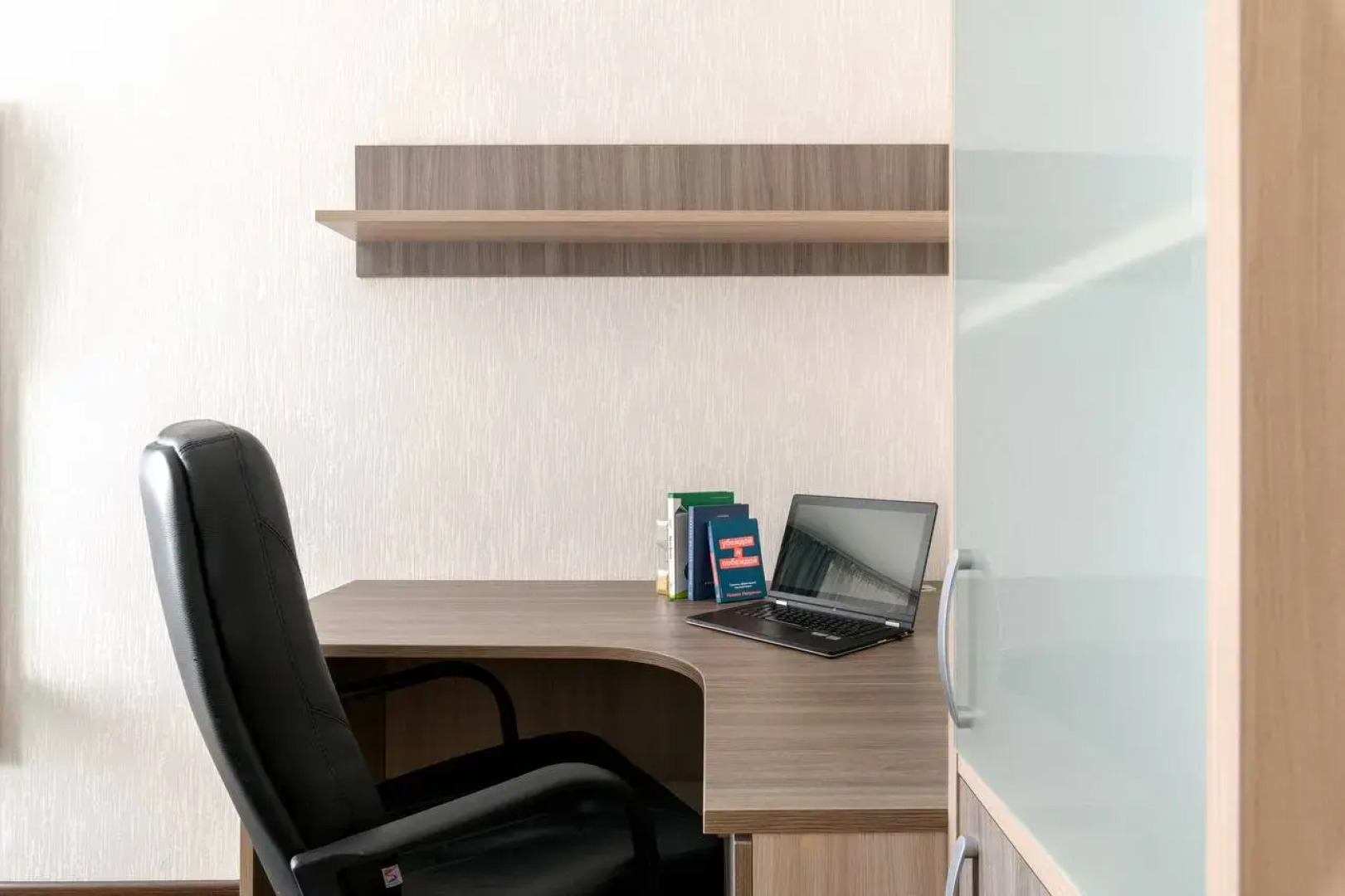 Апартаменты Эспофорум и Аэропорт