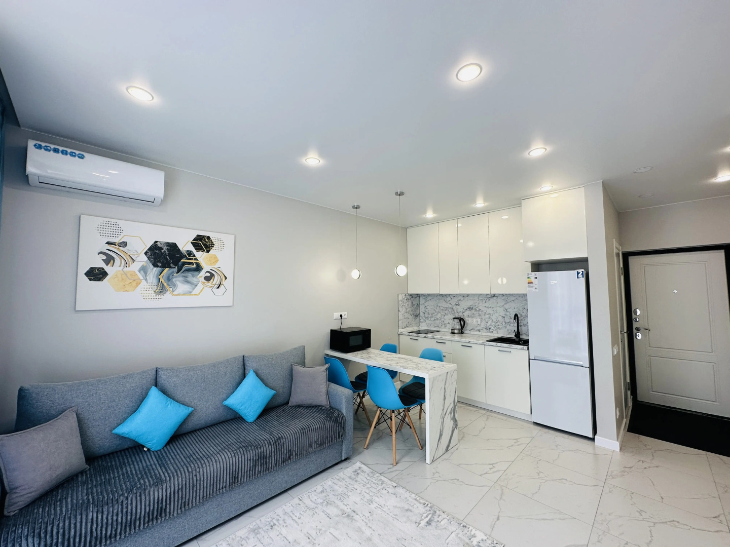 Апартаменты Nasutki38 2х комнатные у Моремолла