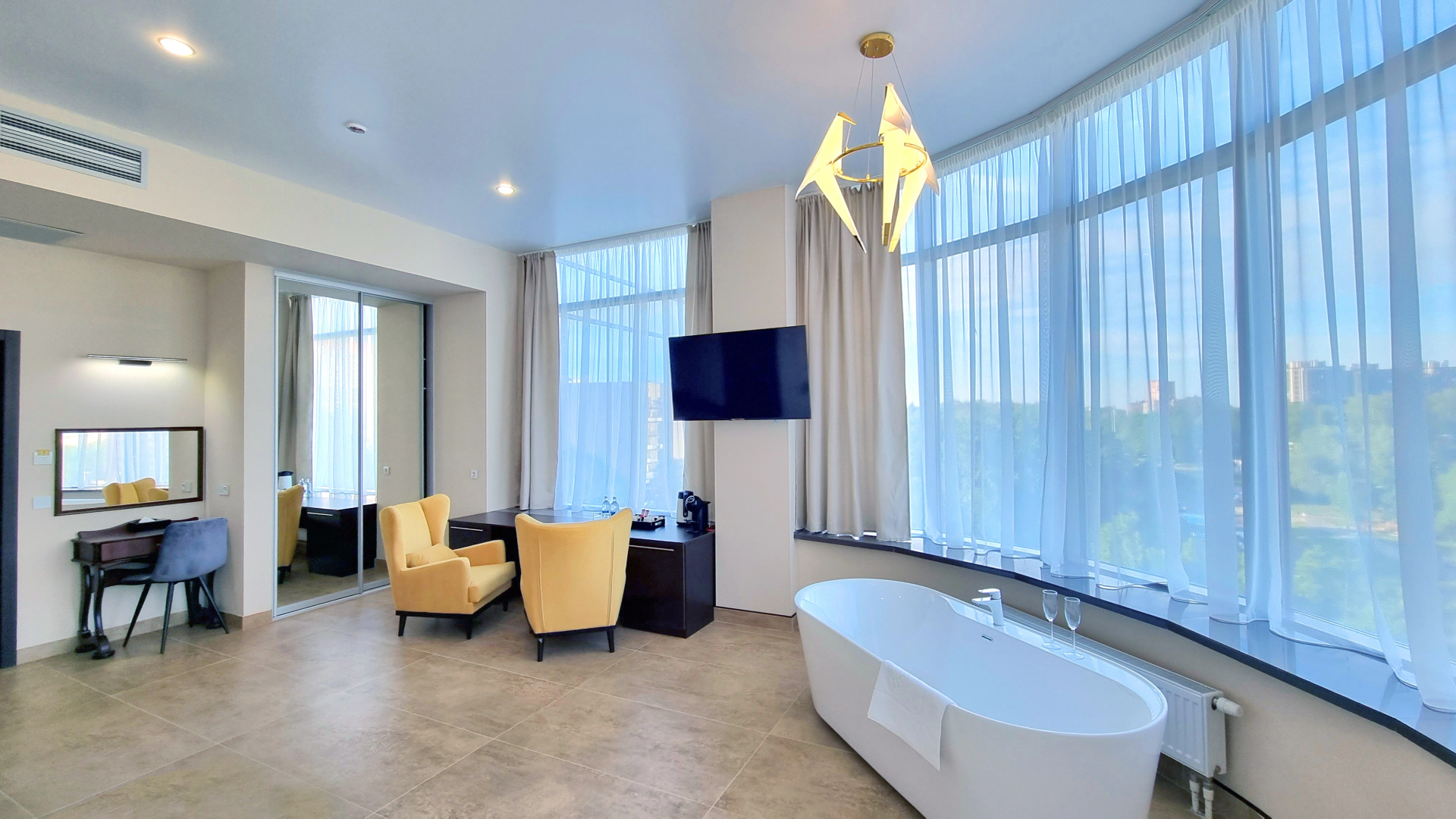 Отель Кристалл