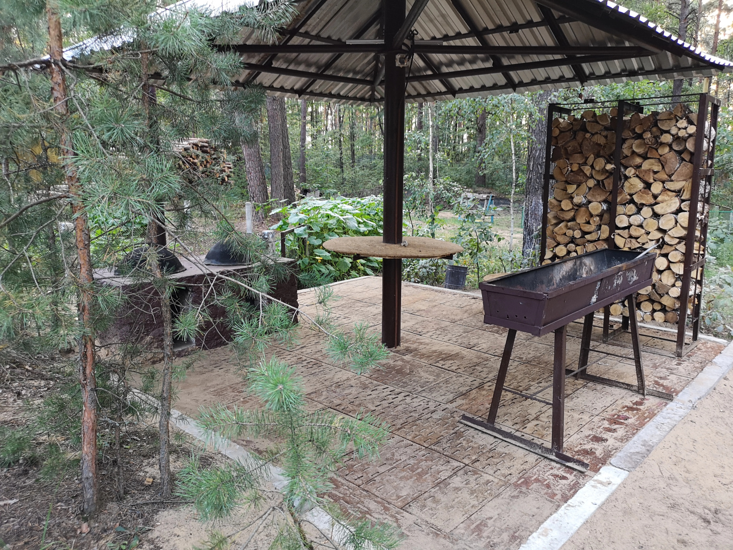 Belyij Bereg Hotel