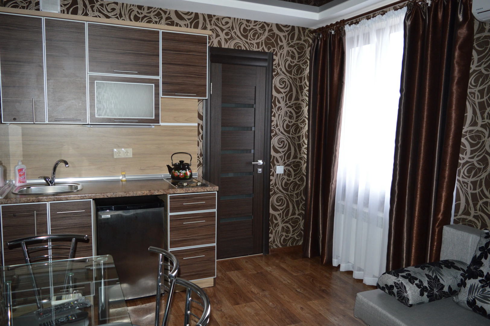 Апартаменты "Хельга Парк Фрунзе"