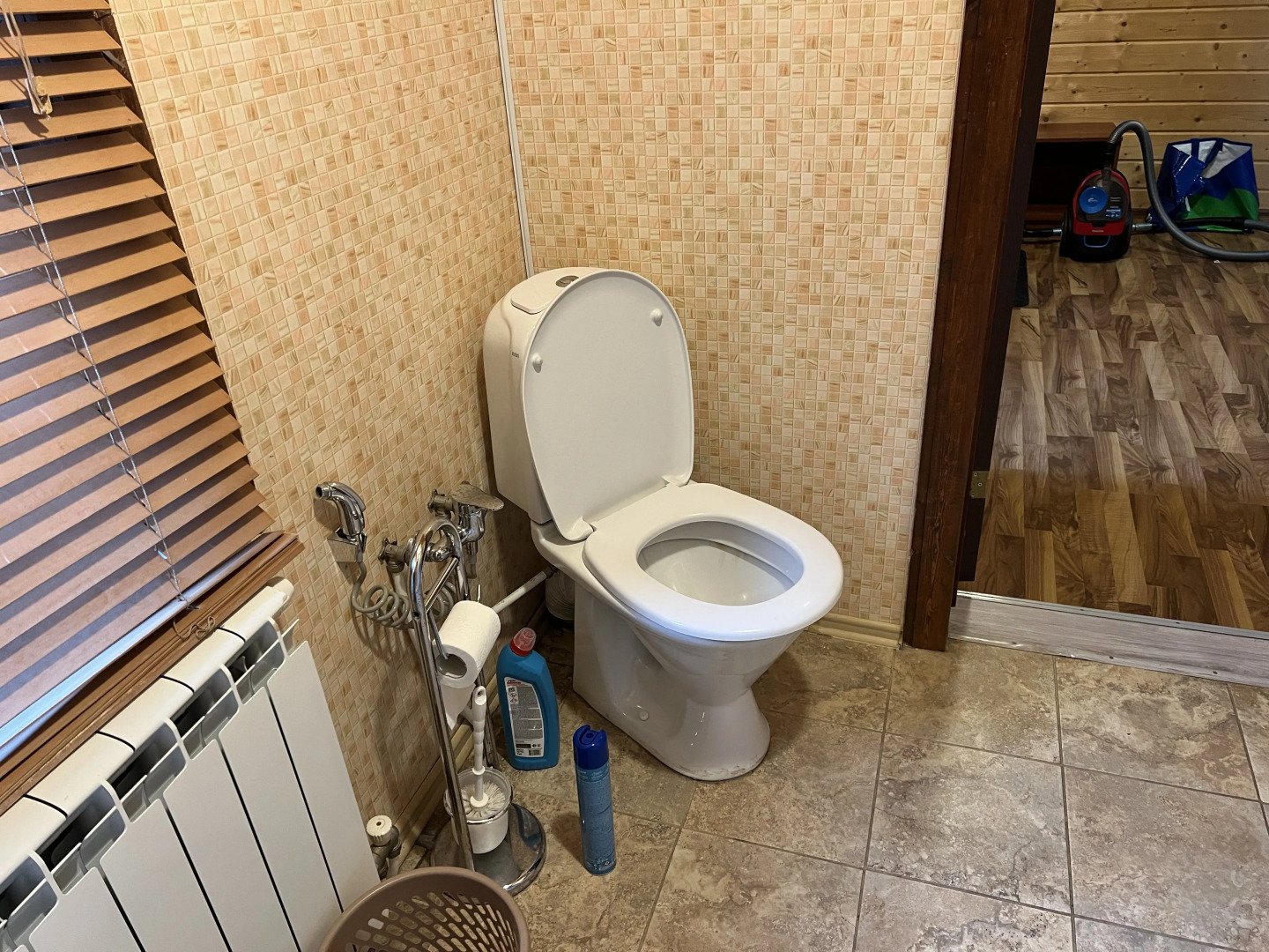 Частный дом в деревне Донцо