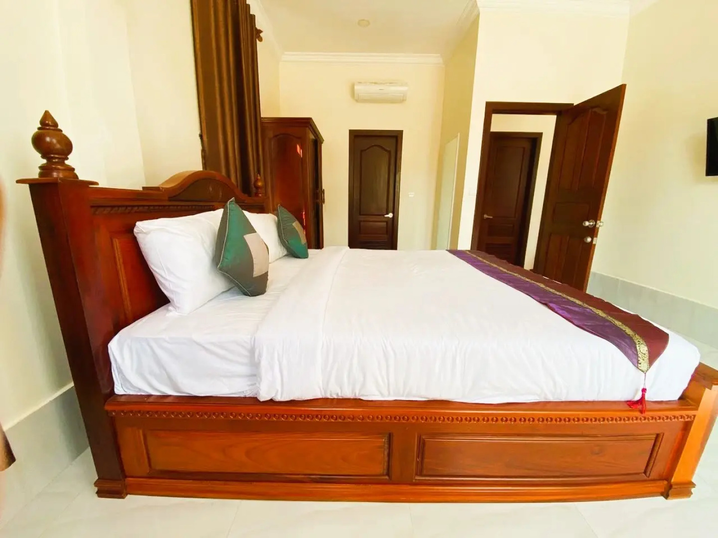 Вилла Asia Ready Travel & Tours Siem Reap