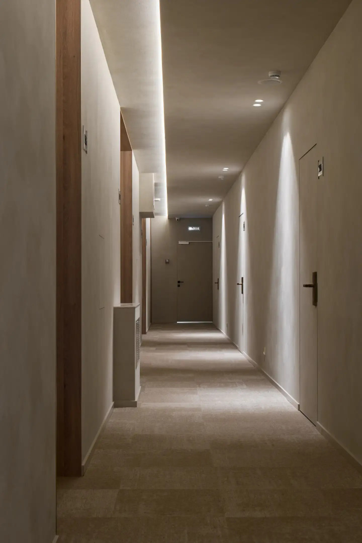 Отель SLIDE Bleisure & MICE