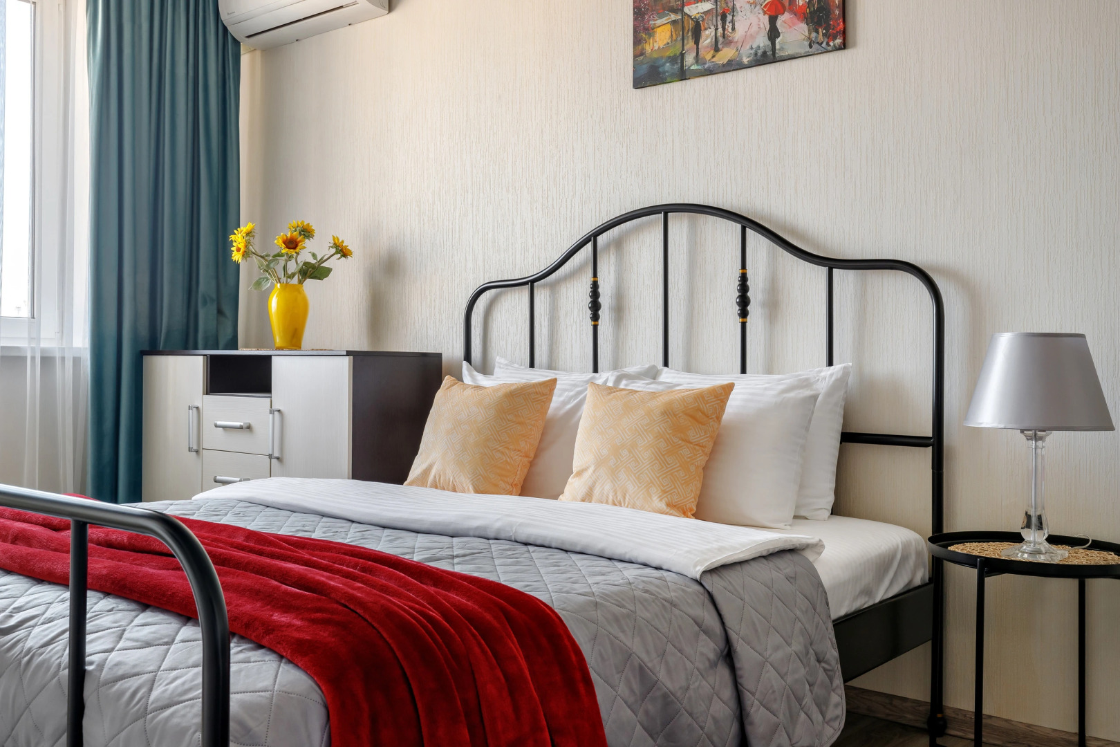 Апартаменты на улице Коммунаров 270