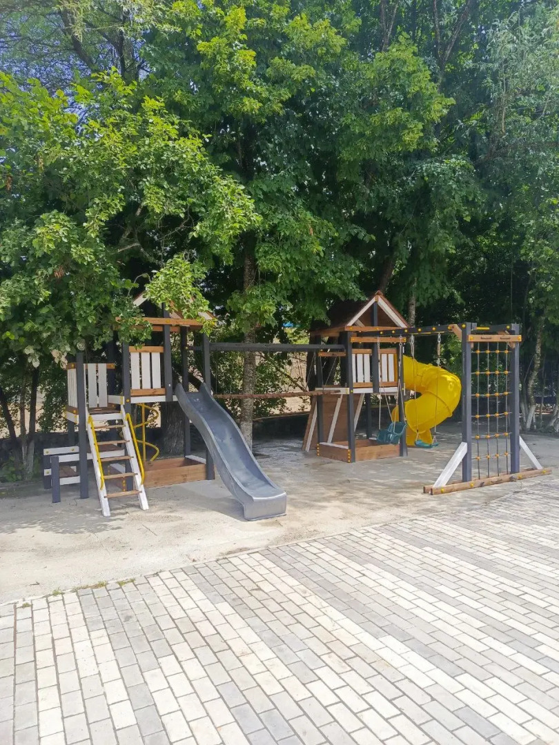 Отель Каштан