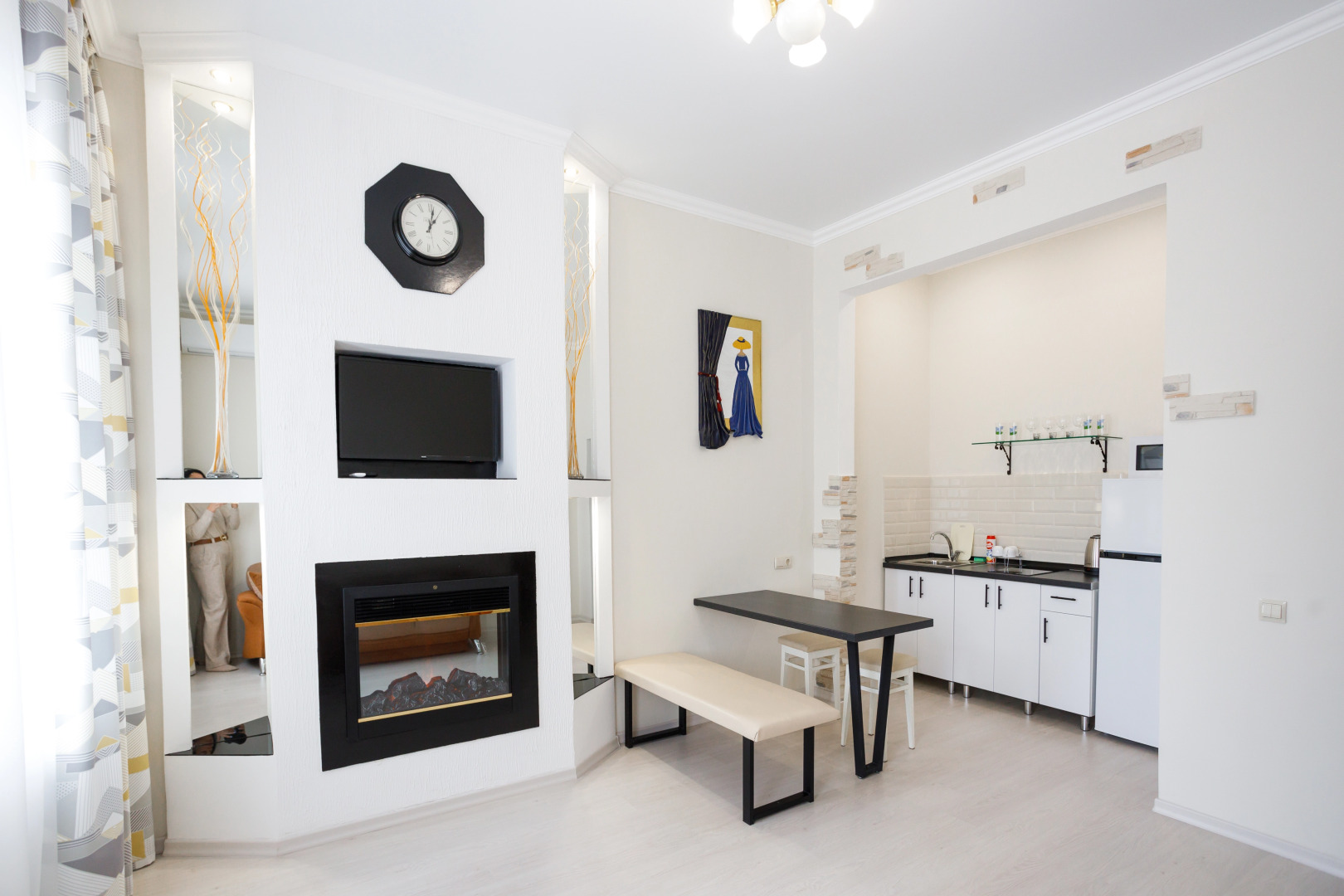 Апартаменты Яна Грунта 1-4/2