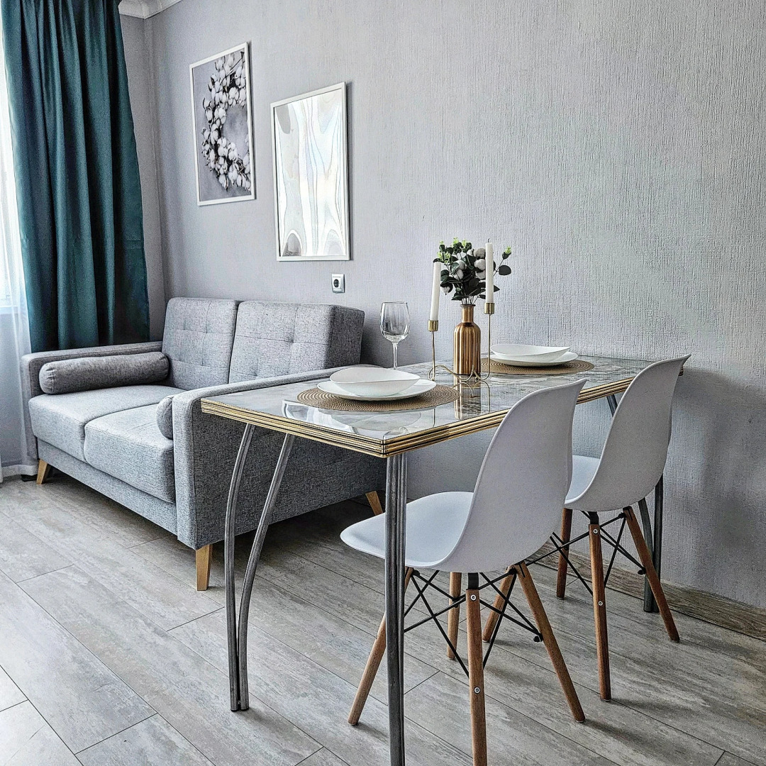 Квартира Трехкомнатная у Парка с Озером