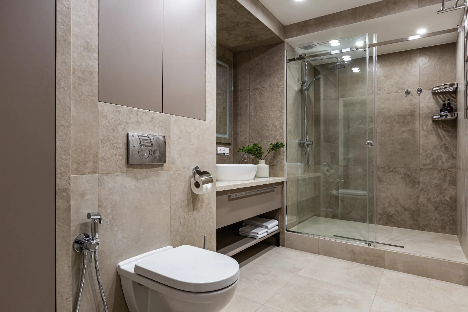 Апартаменты LetYourFlat "Benua" (3 спальни)