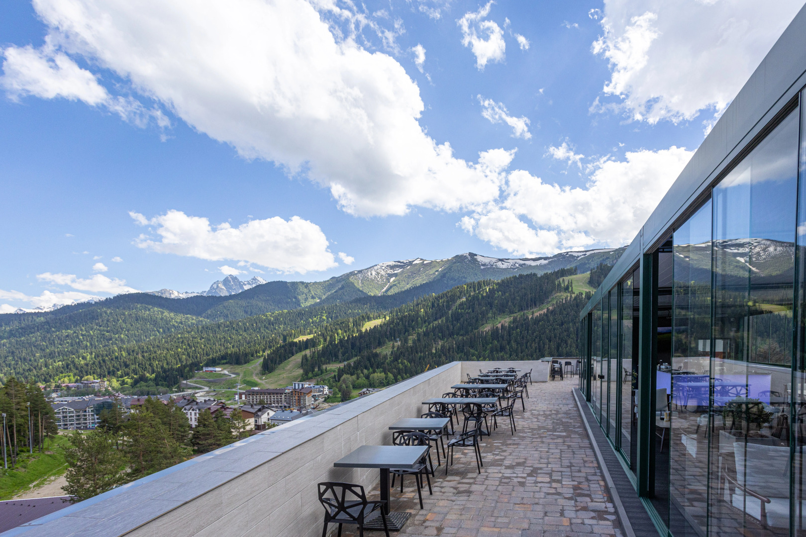 Отель Mairi Park Hotel