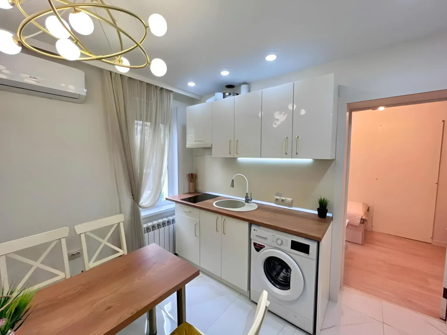 Квартира Двухкомнатная в Курортной Зоне