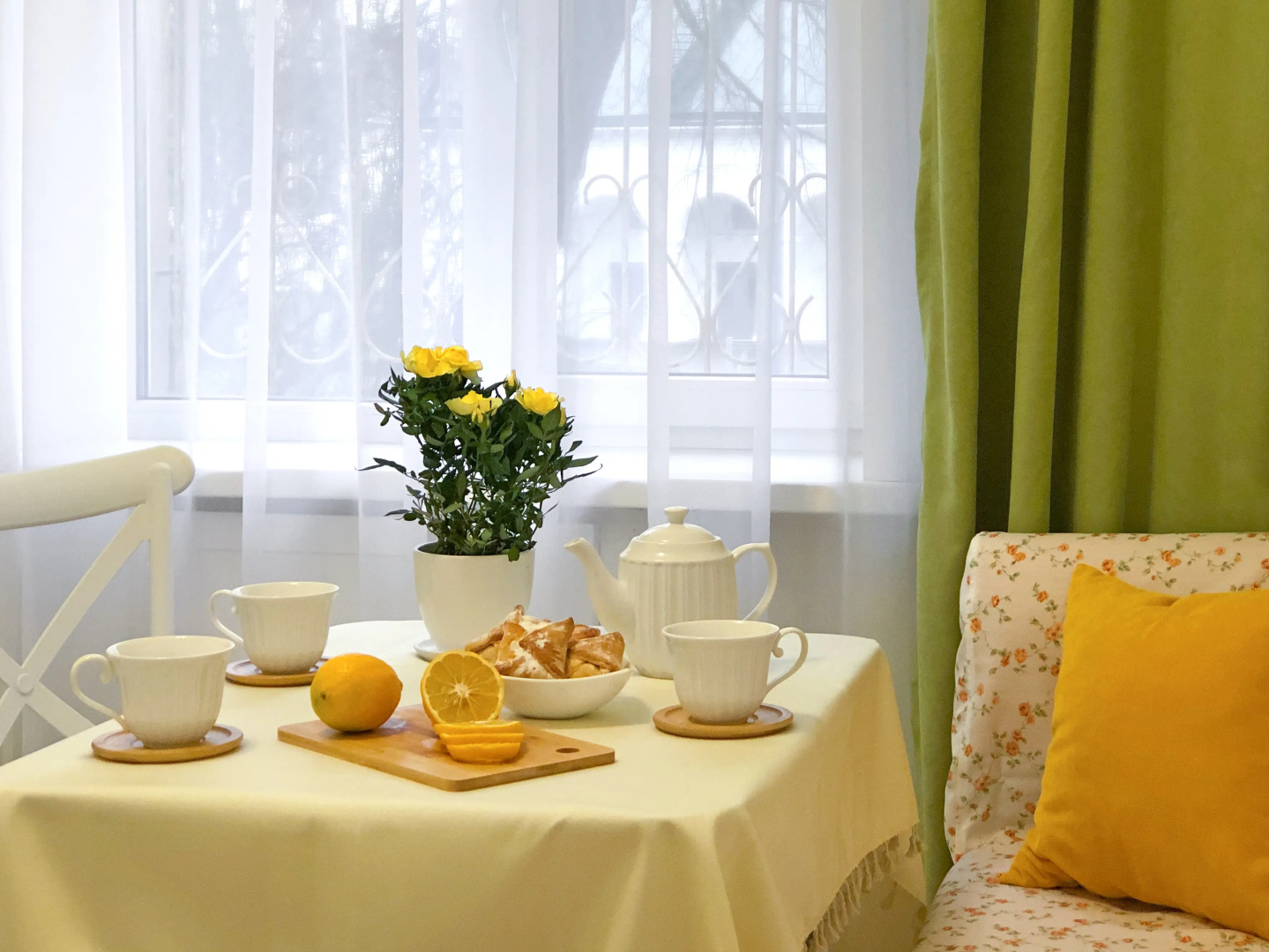 Апартаменты Двухкомнатные YarKo Цветы