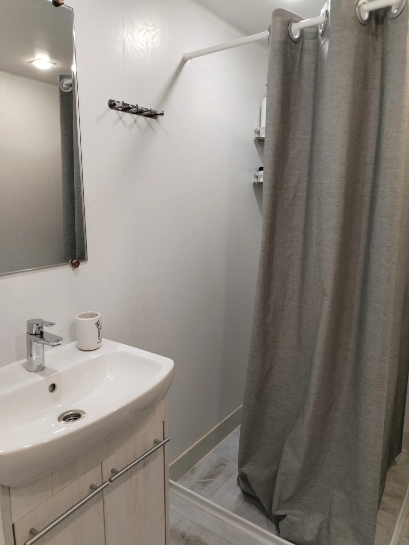 Частный дом на берегу Ладожского озера