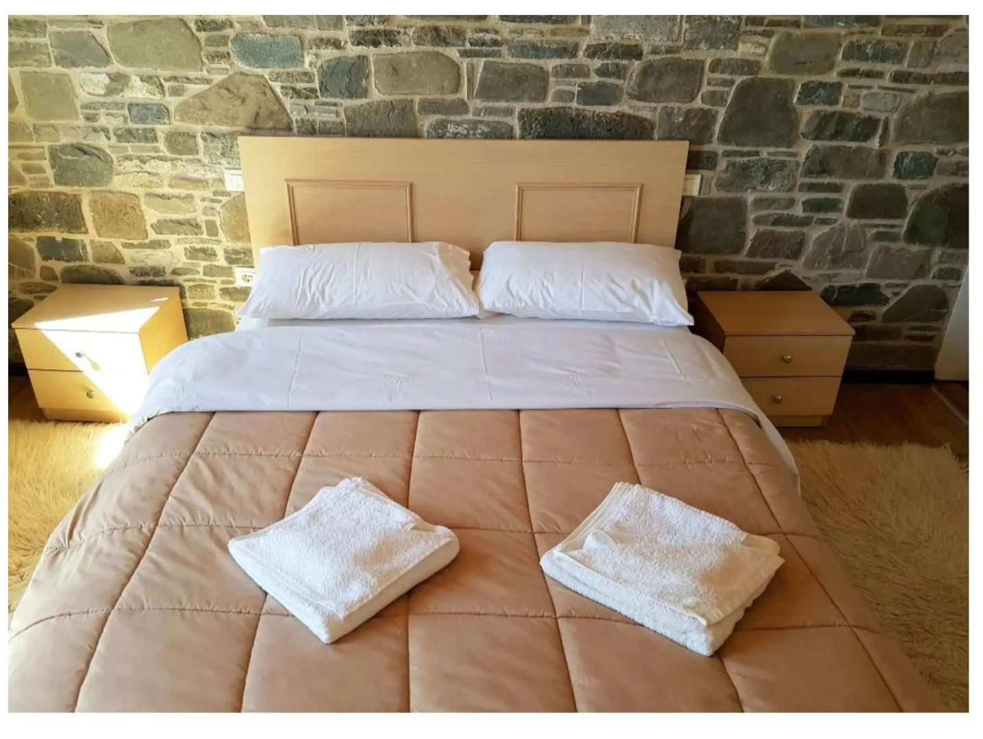 Отель Safora E Shpatit