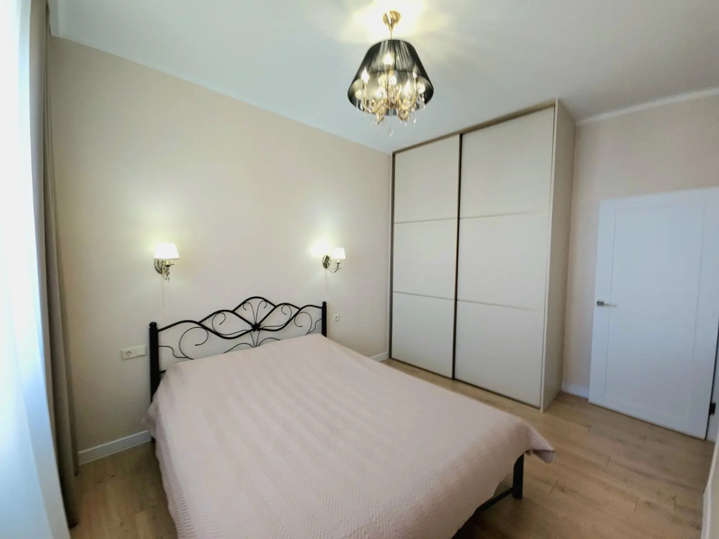 Квартира ЖК Лазурит Трехкомнатная