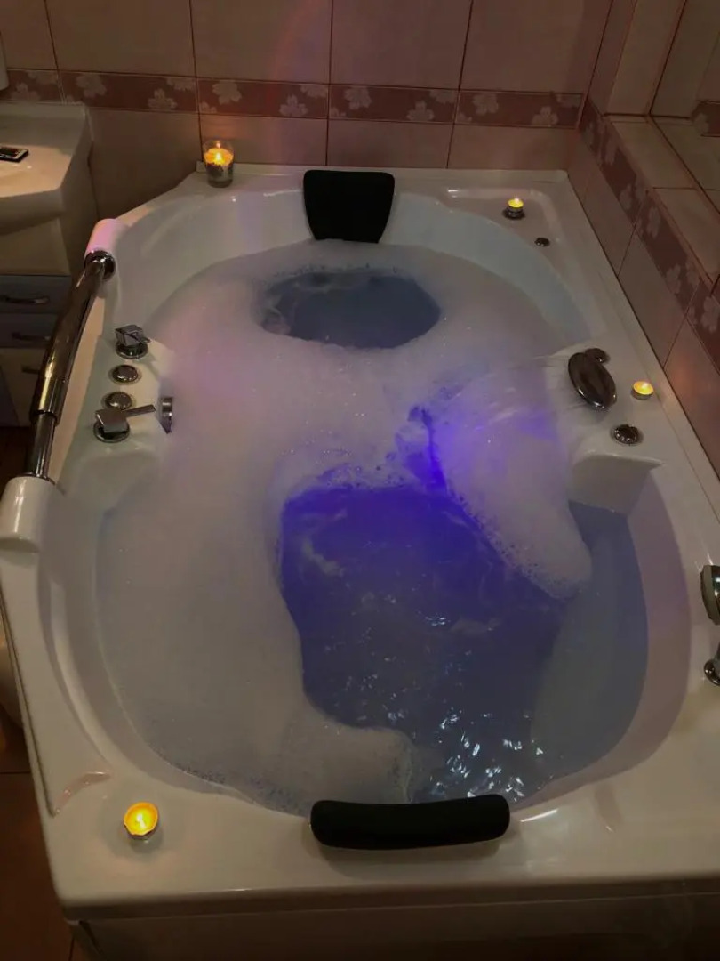 Апартаменты с Джакузи и видом на Парк