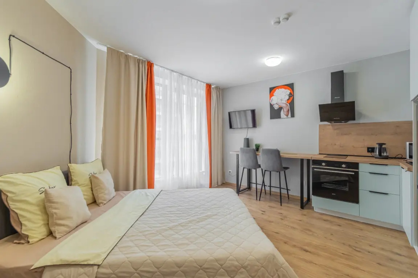 Апартаменты Люкс SalutApart 8