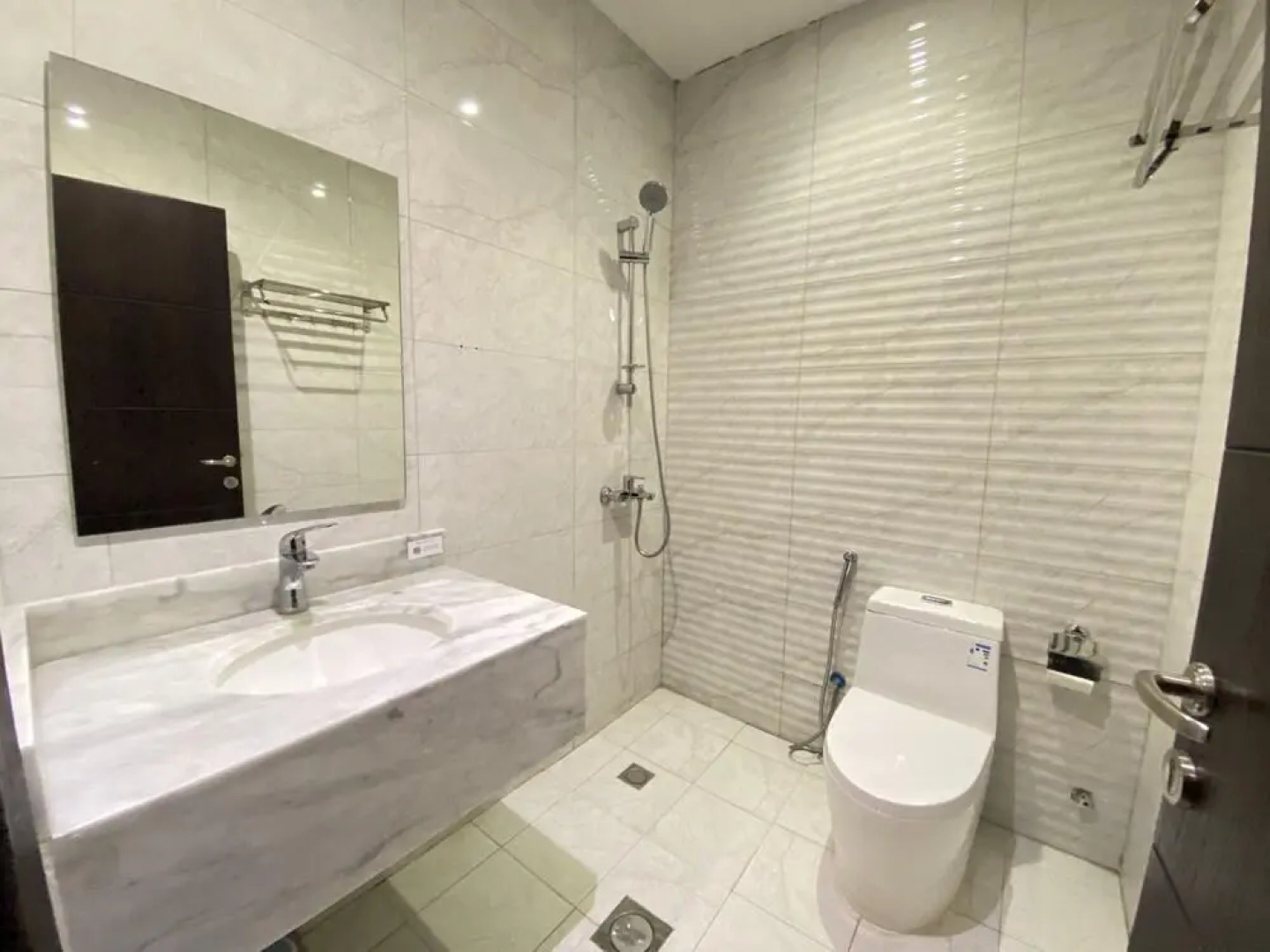 Отель Triple Tree