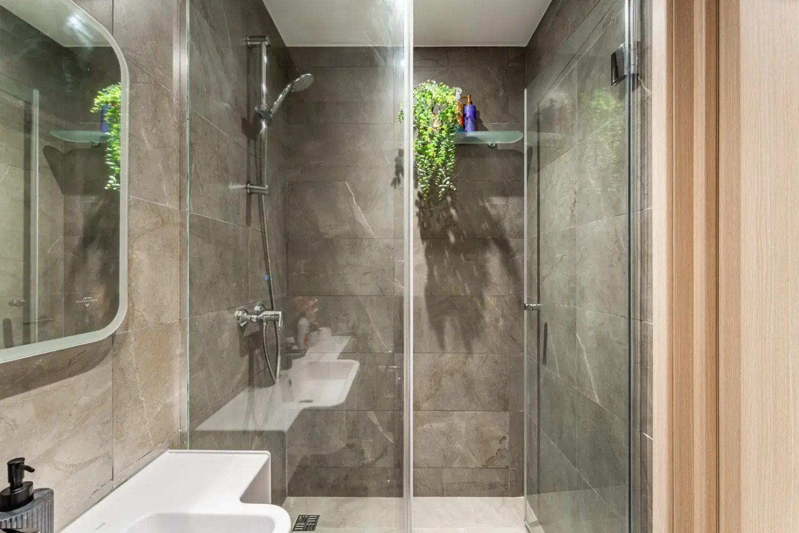 Апартаменты с личной террасой около острова мечты метро Технопарк